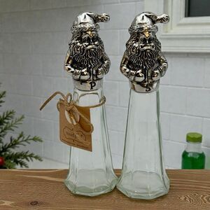 Crystal Salt Pepper Cast Aluminum Set Christmas Santa Shakers Mud Pie 6”